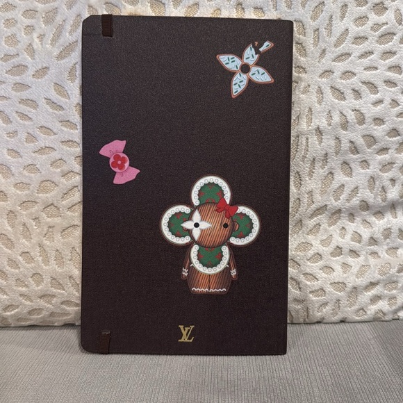 Louis Vuitton Christmas Animation Jane Notebook Candy Factory - Picture 4 of 8